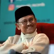 BJ Habibie Bapak Demokrasi Indonesia.